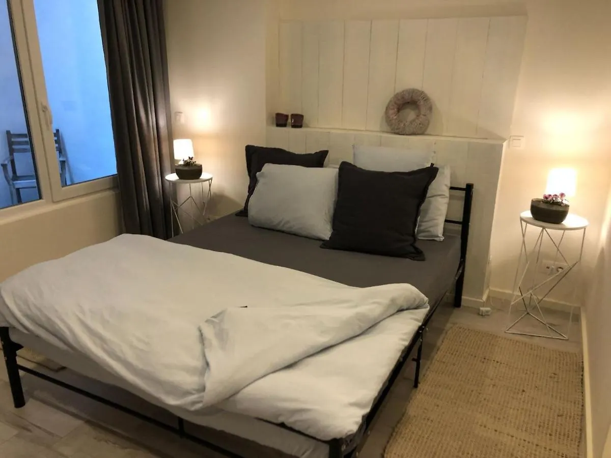 Snug Apartment in Oostende with Terrace