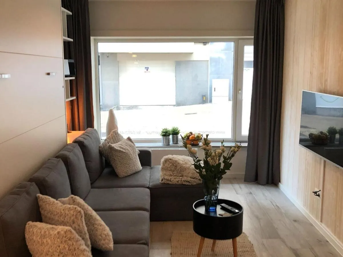 Snug Apartment in Oostende with Terrace 0*,  België