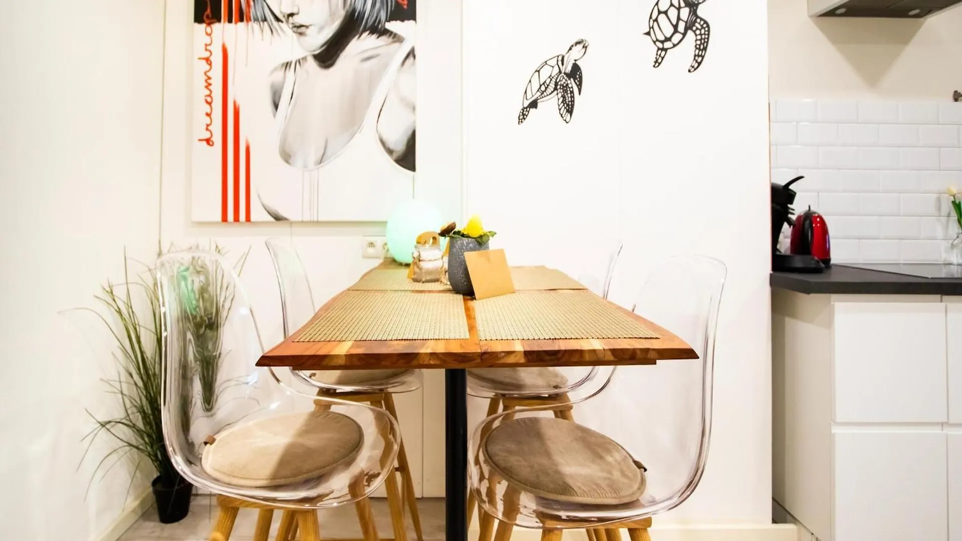 Snug Apartment in Oostende with Terrace België